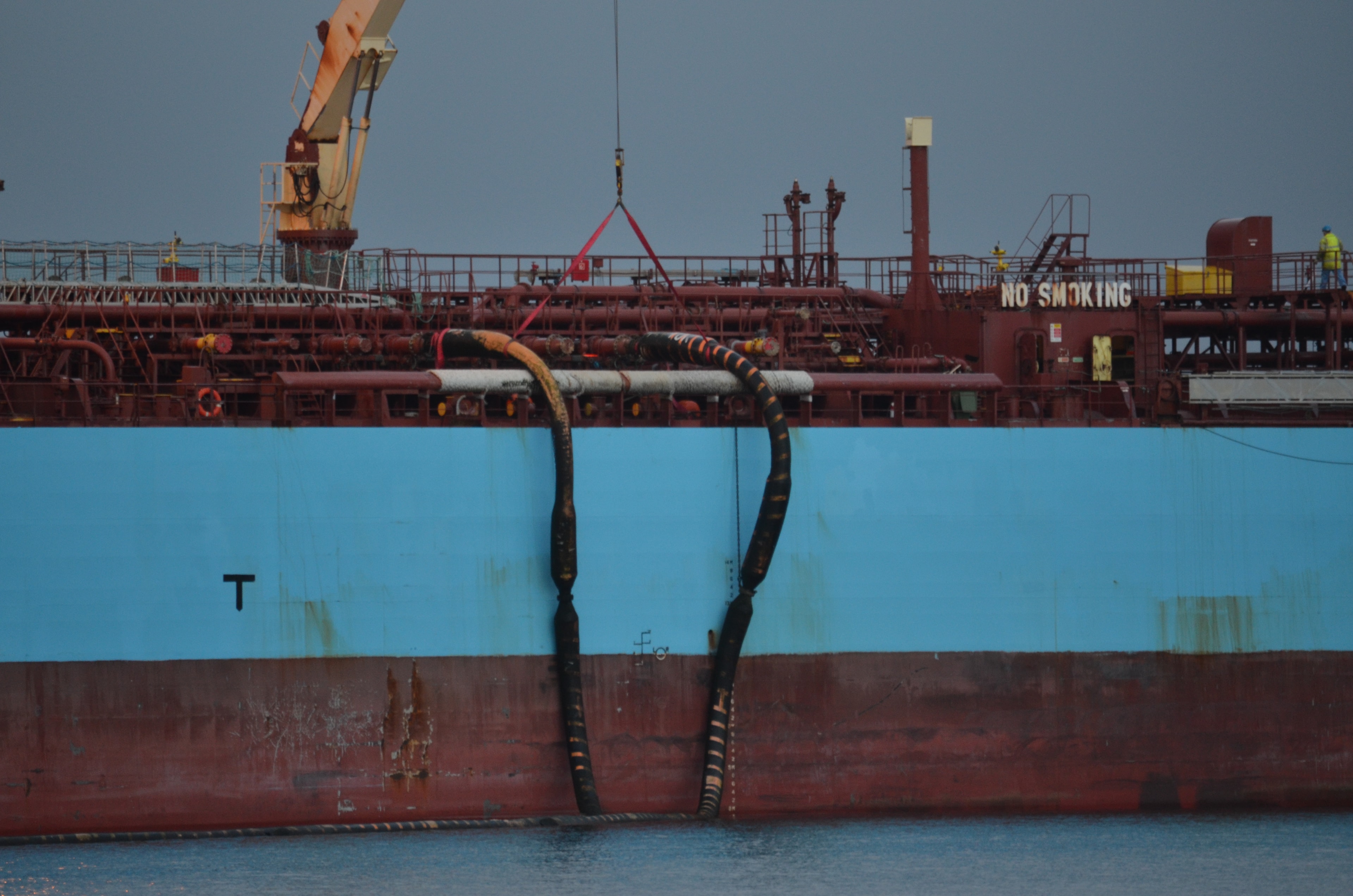 Ship-to-shore fuel transfer operation in the Falkland Islands in 2008